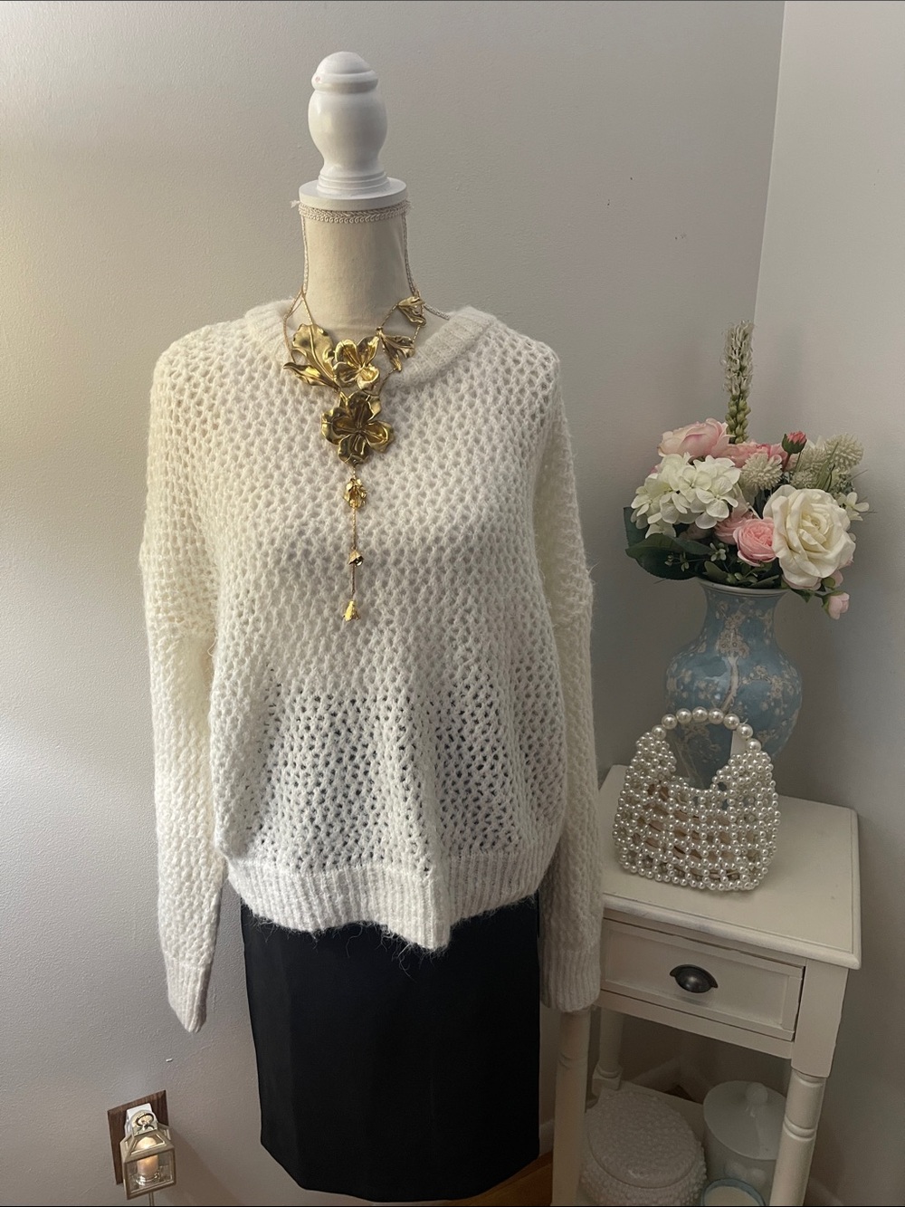 Wild Fable Cream Open-Knit V-Neck Sweater